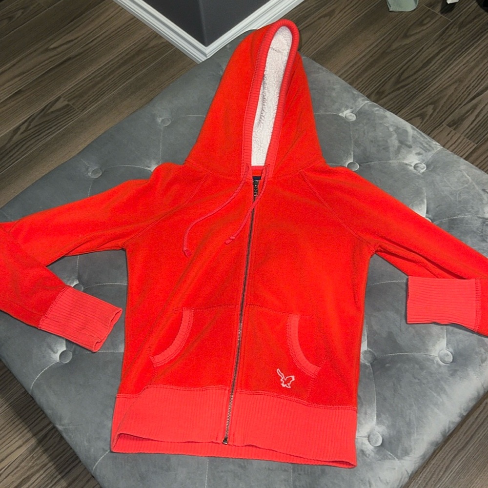 American eagle zip up